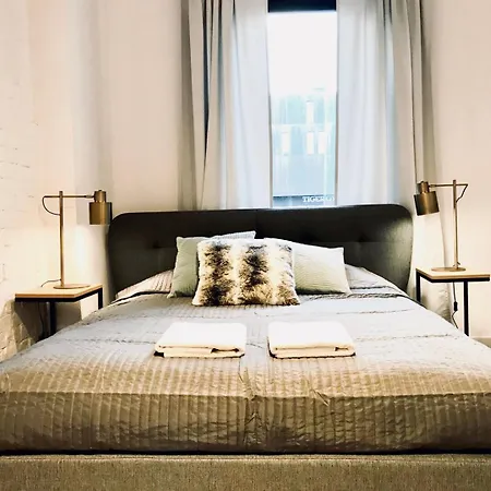 Kinski - Afra Group Sopot