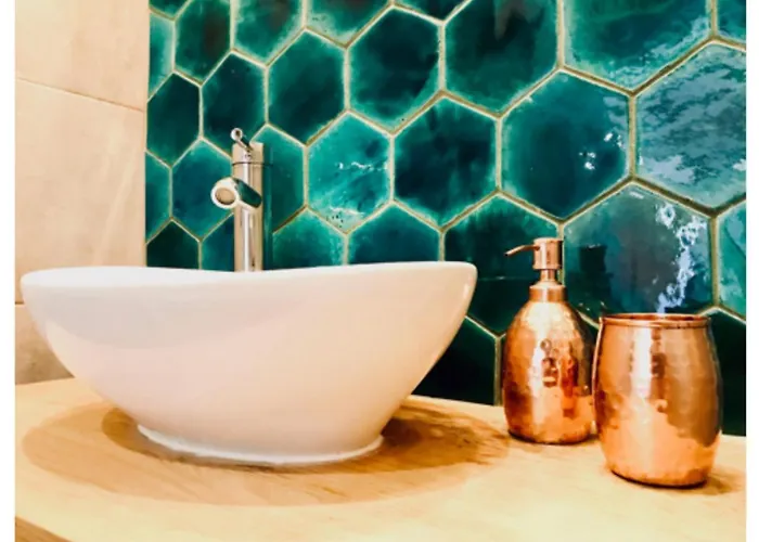 Kinski - Afra Group *